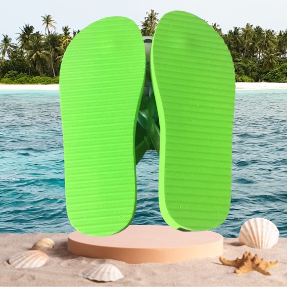 SLIPPER HUT FLIP FLOPS & STRAW HAT SET Flip Flops Green w/Flowers NWT SZ 7 - Picture 5 of 9
